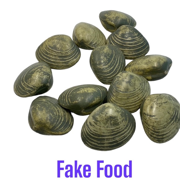 Fake Food — Clams!! - Picture 1 of 4